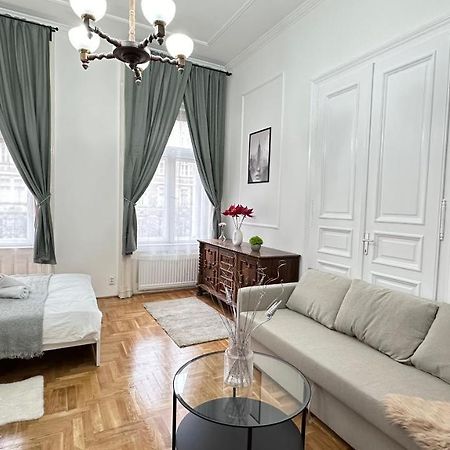 Jozsef 68 Apartment - Near Newyork Cafe Βουδαπέστη Εξωτερικό φωτογραφία