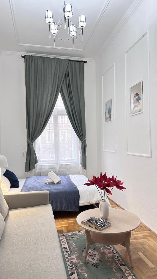 Jozsef 68 Apartment - Near Newyork Cafe Βουδαπέστη Εξωτερικό φωτογραφία